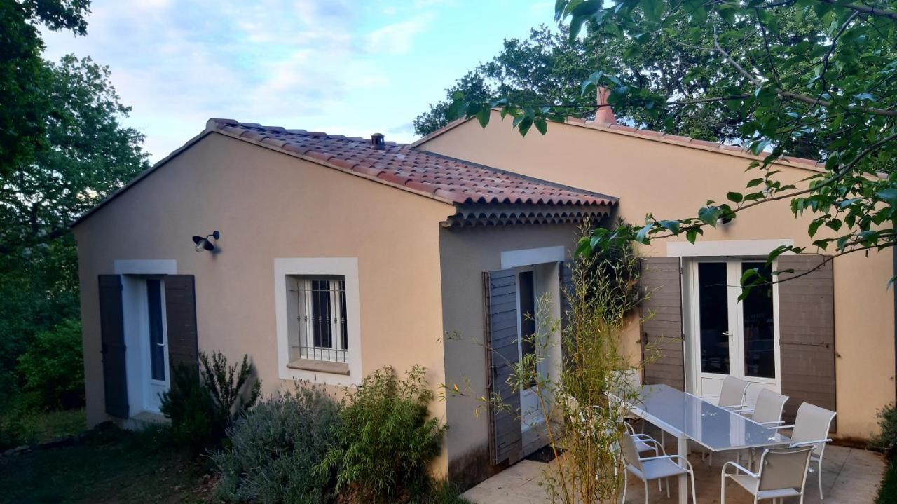 Les Lilas Des Chenes Piolenc Exterior photo