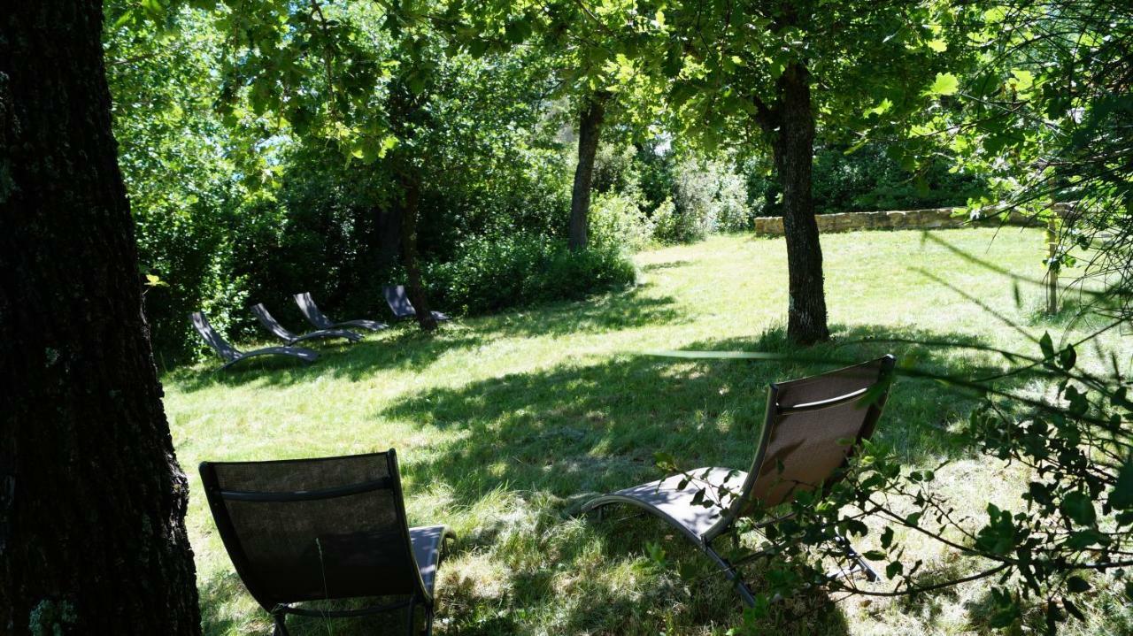 Les Lilas Des Chenes Piolenc Exterior photo